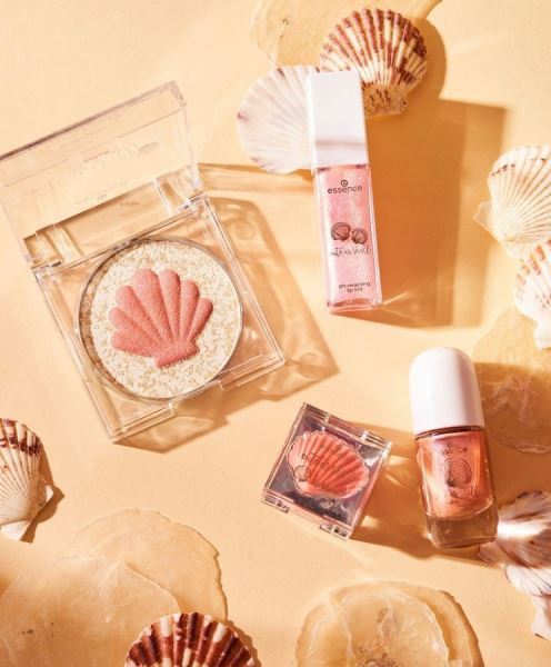 
<p>                        Cute as shell by essence</p>
<p>                    