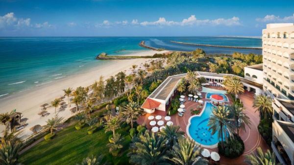 ТОП-лист отелей ОАЭ с гарантированными местами и выгодными ценами на туры<br />
