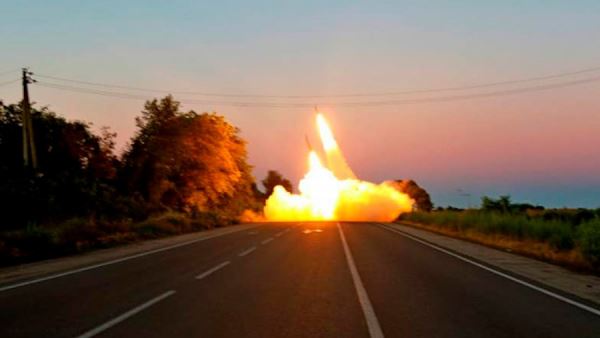 ВФУ выпустили шесть ракет HIMARS по Рубежному в ЛНР<br />
