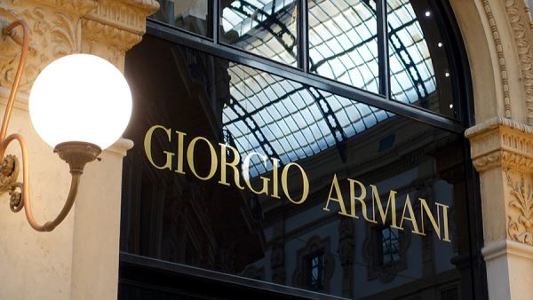 Giorgio Armani начала суд с томской предпринимательницей за бренд Prima
