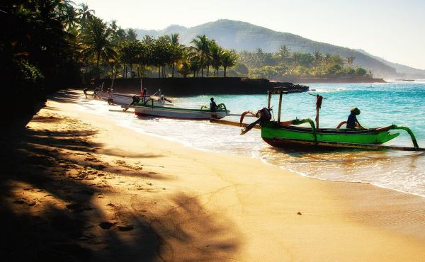 В ожидании чартеров на Бали: сколько стоит отдых в Индонезии