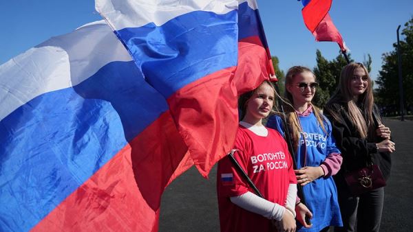 Совфед ратифицировал договоры о вхождении новых территорий в состав РФ